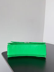 CRUSH CHAINED BAG 25 IN GREEN QUILTED CRUSHED CALFSKIN SILVER HARDWARE