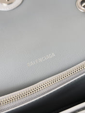 CRUSH CHAINED BAG 25 IN SILVER METALLIC QUILTED CRUSHED CALFSKIN