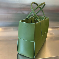 ARCO TOTE 36 IN GLADE GREEN CALFSKIN