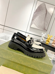 GG LOAFER WITH GG CHAINS GLOSSY BLACK AND WHITE CALFSKIN