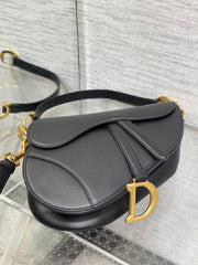 SADDLE BAG 24 IN BLACK CALFSKIN GOLD HARDWARE