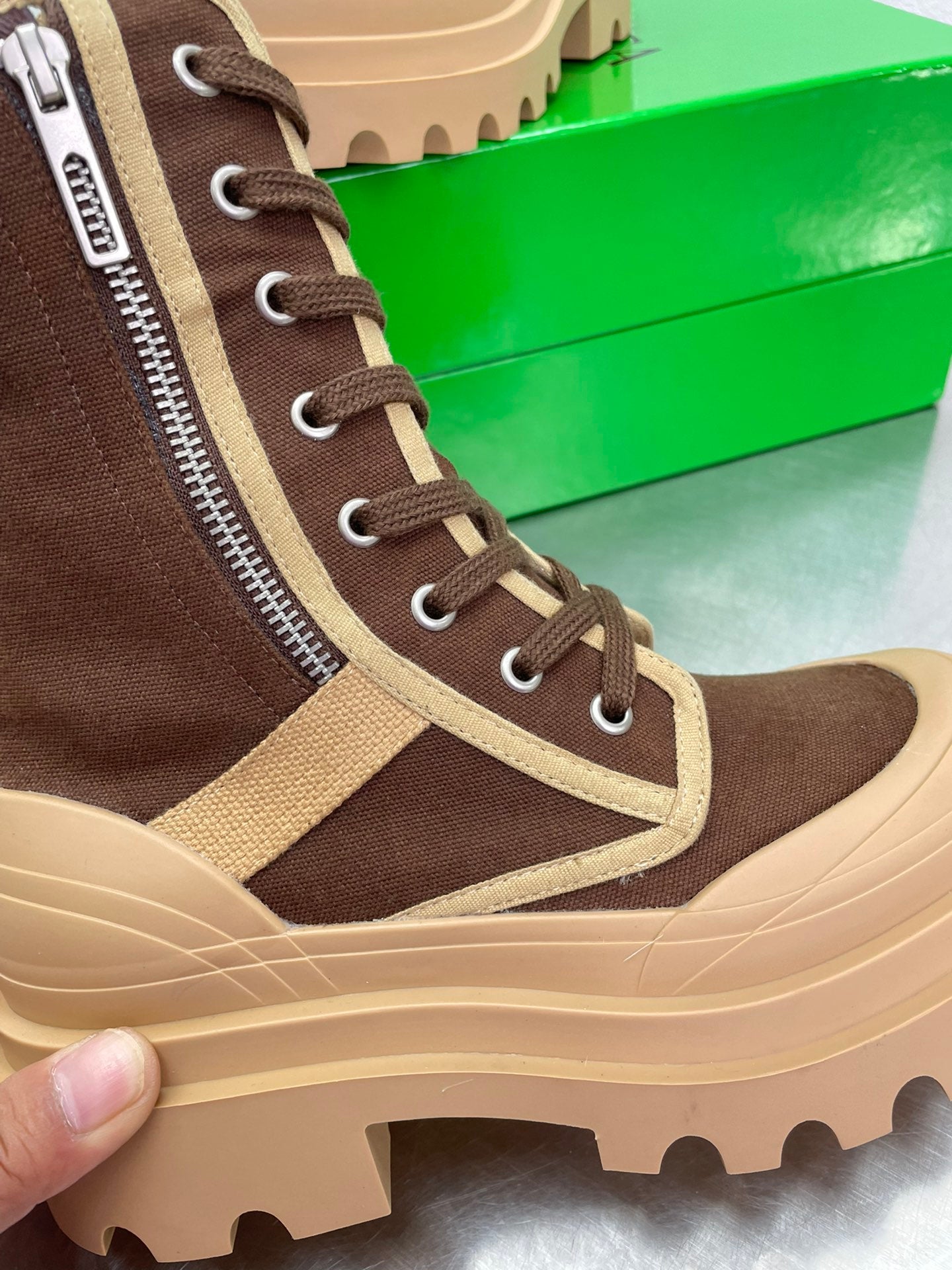 RIBBON BOMBER LACE-UP BOOTS IN RUSSET MIX PEANUT BROWN CANVAS
