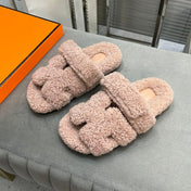 CHYPRE SLIPPERS IN ROSY BROWN LAMB WOOL