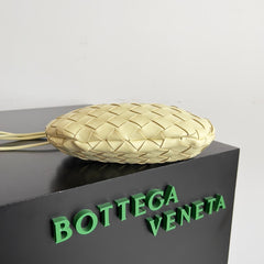 SARDINE 20 WITH CHAIN IN YELLOW CREAM LAMBSKIN