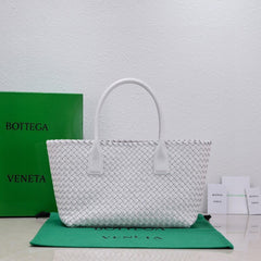 Large Cabat 45cm White Lambskin Ghw