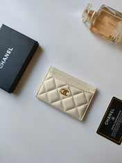 CC CARD HOLDER 11.2 CREAM GRAINED CALFSKIN GOLD ICON
