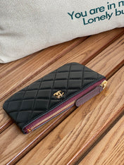 CC CLASSIC SMALL 15 ZIPPED POUCH IN BLACK CALFSKIN