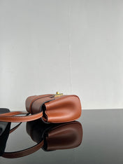 SOFT 18 CINNAMON BROWN CALFSKIN