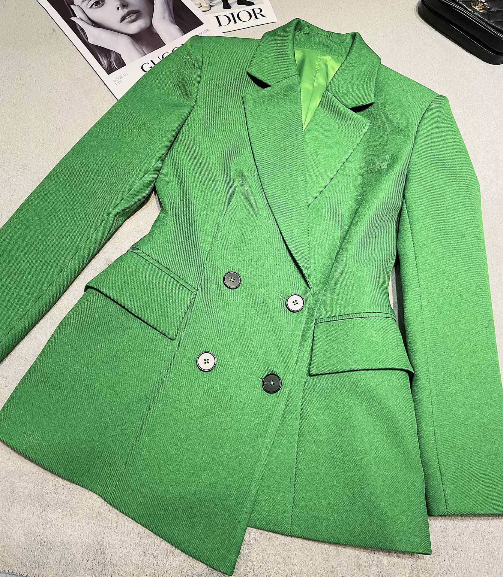 BURBERRY 25S DOUBLE-BREASTED BLAZER 0049