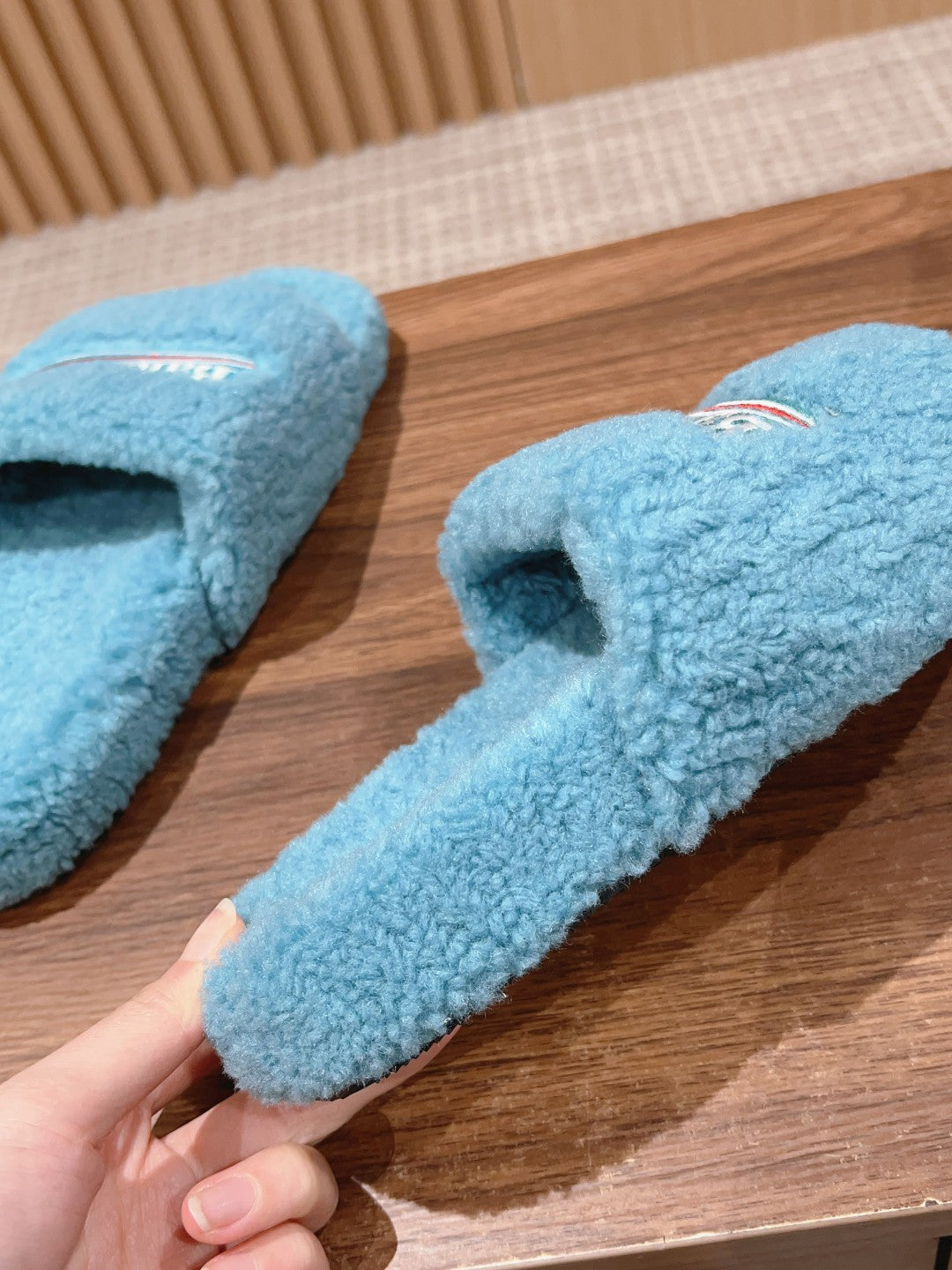 FURRY SLIDES IN SKY BLUE CURLY SHEARLING