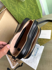 MARMONT HEART BAG 20 IN BLACK CALFSKIN GOLD HARDWARE