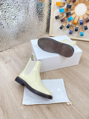 ANKLE BOOTS IN WHITE PATENT CALFSKIN