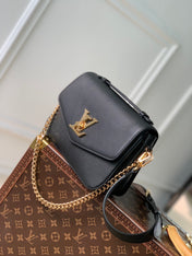 OXFORD 22 IN BLACK LAMBSKIN GOLD HARDWARE