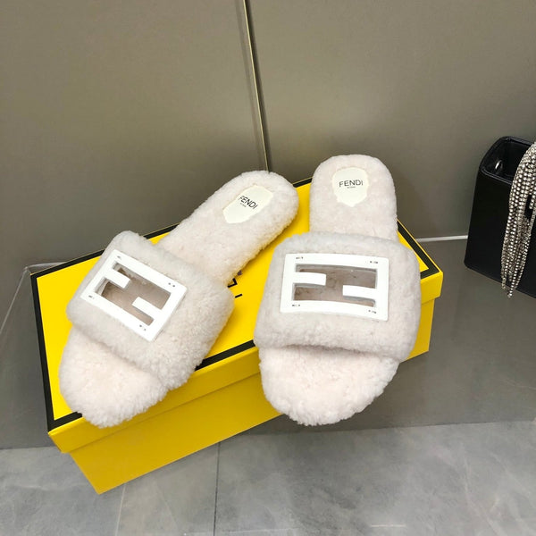 FENDI BAGUETTE SLIDE SLIPPERS IN WHITE WOOL