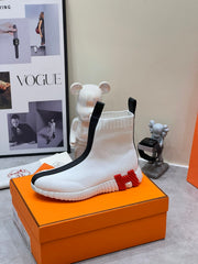 H FUN CLASSIC SNEAKER STYLISH WHITE AND BLACK LINE FABRIC