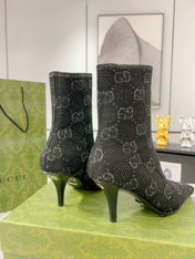 ANKLE BOOTS IN BLACK KNITTED FABRIC