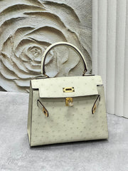 KELLY BAG 20 IN WHITE CREAM OSTRICH LEATHER WITH GOLD HARDWARE