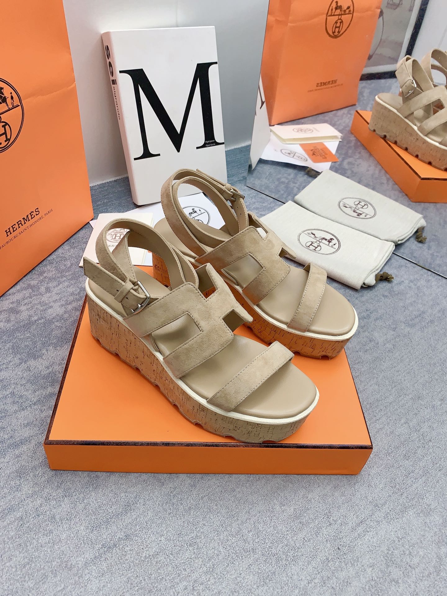 HAVANE 30 SANDAL IN TORTILLA BROWN SUEDE