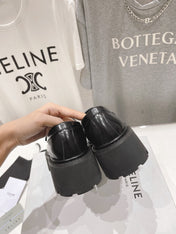 CHUNKY LOAFER IN BLACK POLISHED BULLSKIN