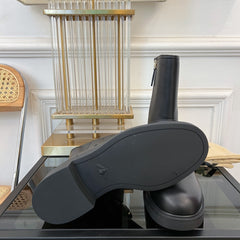 GG CLASSIC LOGO ANKLE BOOTS IN BLACK CALFSKIN