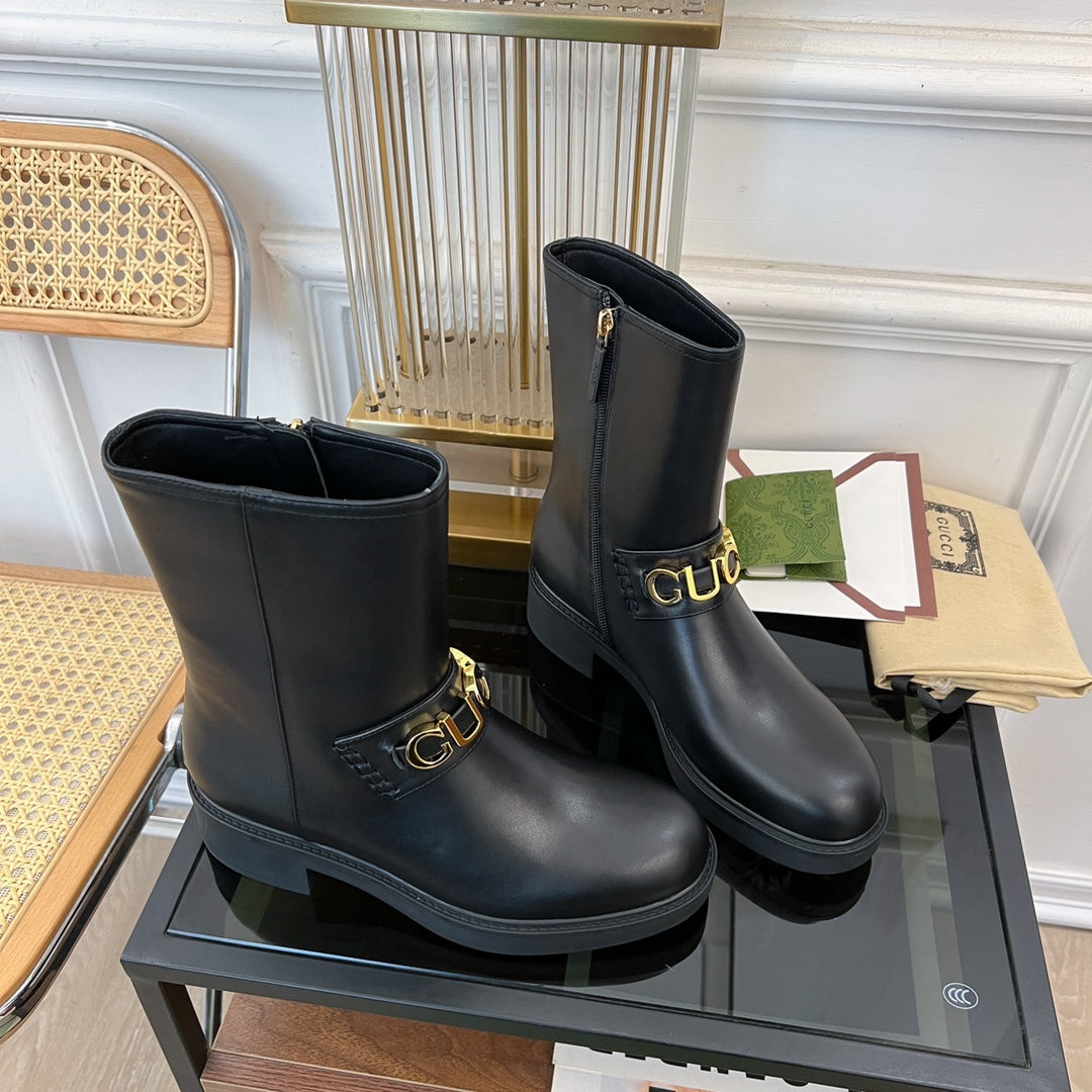 GG CLASSIC LOGO ANKLE BOOTS IN BLACK CALFSKIN