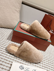 LP NATURAL WINTERCOZY WOOL ALMOND SLIPPERS