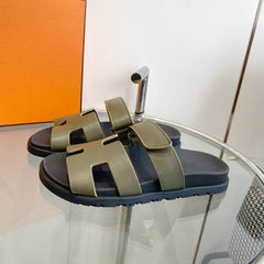 Chypre Sandal Clay Mastic Calfskin Leather