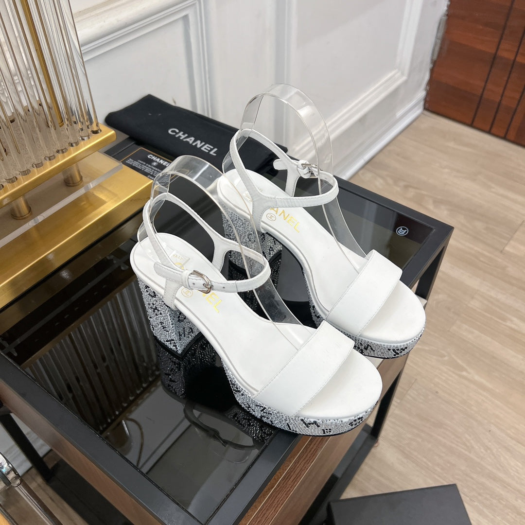 SANDALS leather satin white