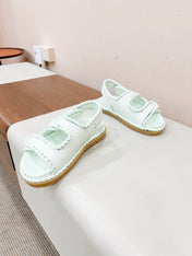 REFINED DAD SANDAL IN WHITE LAMBSKIN