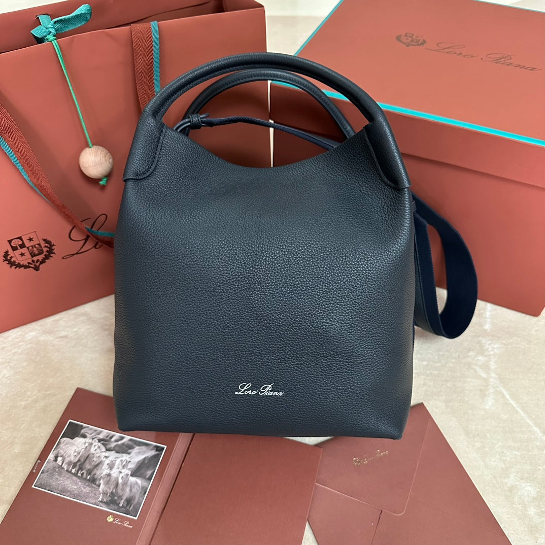 LARGE 36 BALE BAG IN DARK BLUE GRAINED CALFSKIN