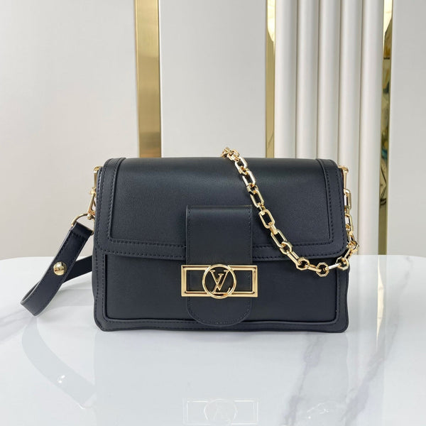 DAUPHINE SOFT MM 24 IN BLACK SMOOTH LAMBSKIN GOLD HARDWARE