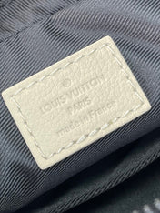 TRIO MESSENGER 25 IN CREAM BLUE MONOGRAM SHADOW CALFSKIN