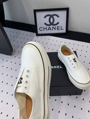 LACELESS SNEAKERS PLATFORM IN WHITE CANVAS