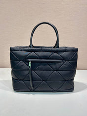 TRIANGLE PATTERN TOTE BAG 33 IN BLACK QUILTED RE-NYLON