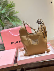 TOTE 30 BAG IN CARAMEL BROWN CALFSKIN