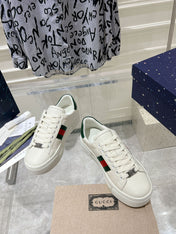 GG ACE 30 SUPREME TRAINER WHITE CALFSKIN