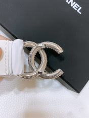 CC ELASTIC BELT 30MM IN WHITE CALFSKIN SILVER HARDWARE WITH RHINSTONES