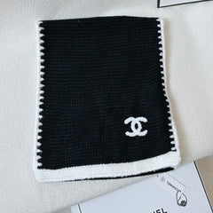 CHANEL 25S SCARF 200 IN CASHMERE 740365