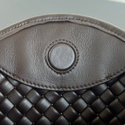 COBBLE TOP HANDLE BAG 23 IN CHOCOLATE LAMBSKIN