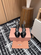 STRAP HIGH HEEL SANDALS IN BLACK SHINY LAMBSKIN