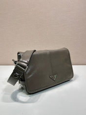 MESSENGER BAG 30 IN TROUT GRAY SOFT AND SHINY CALFSKIN