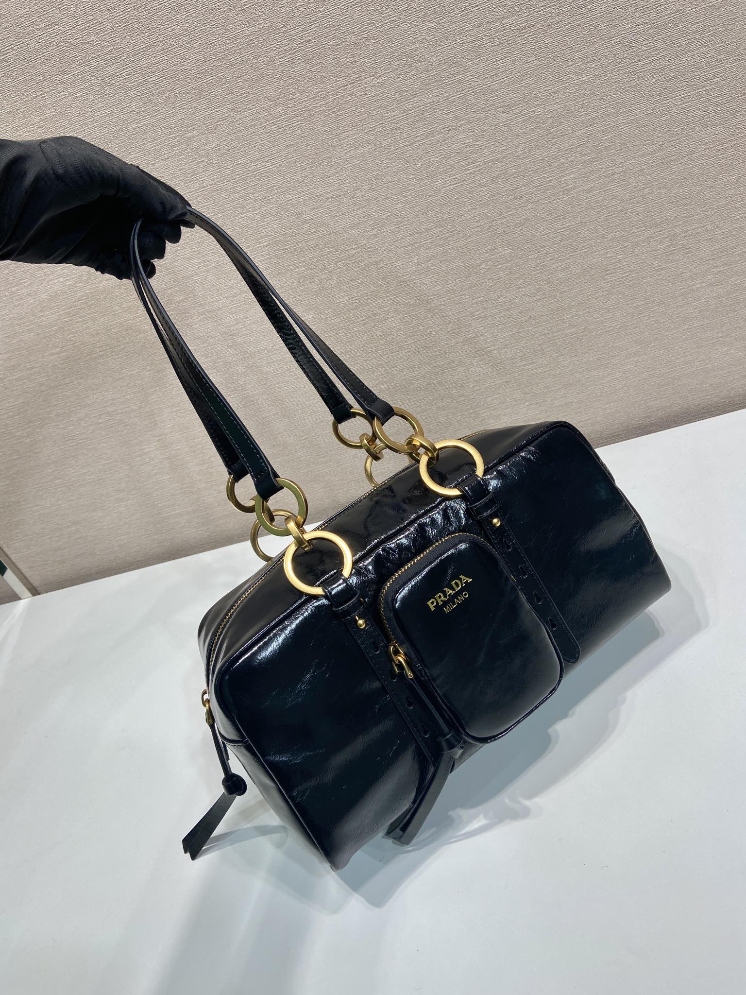 LARGE RECTANGULAR BAG 30 IN BLACK OIL WAX LAMBSKIN GOLD HARDWARE