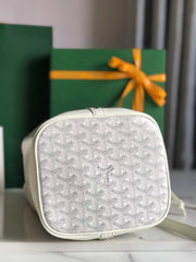 PETIT FLOT BUCKET BAG 22 IN WHITE GOYARDINE CANVAS AND LAMBSKIN TRIM