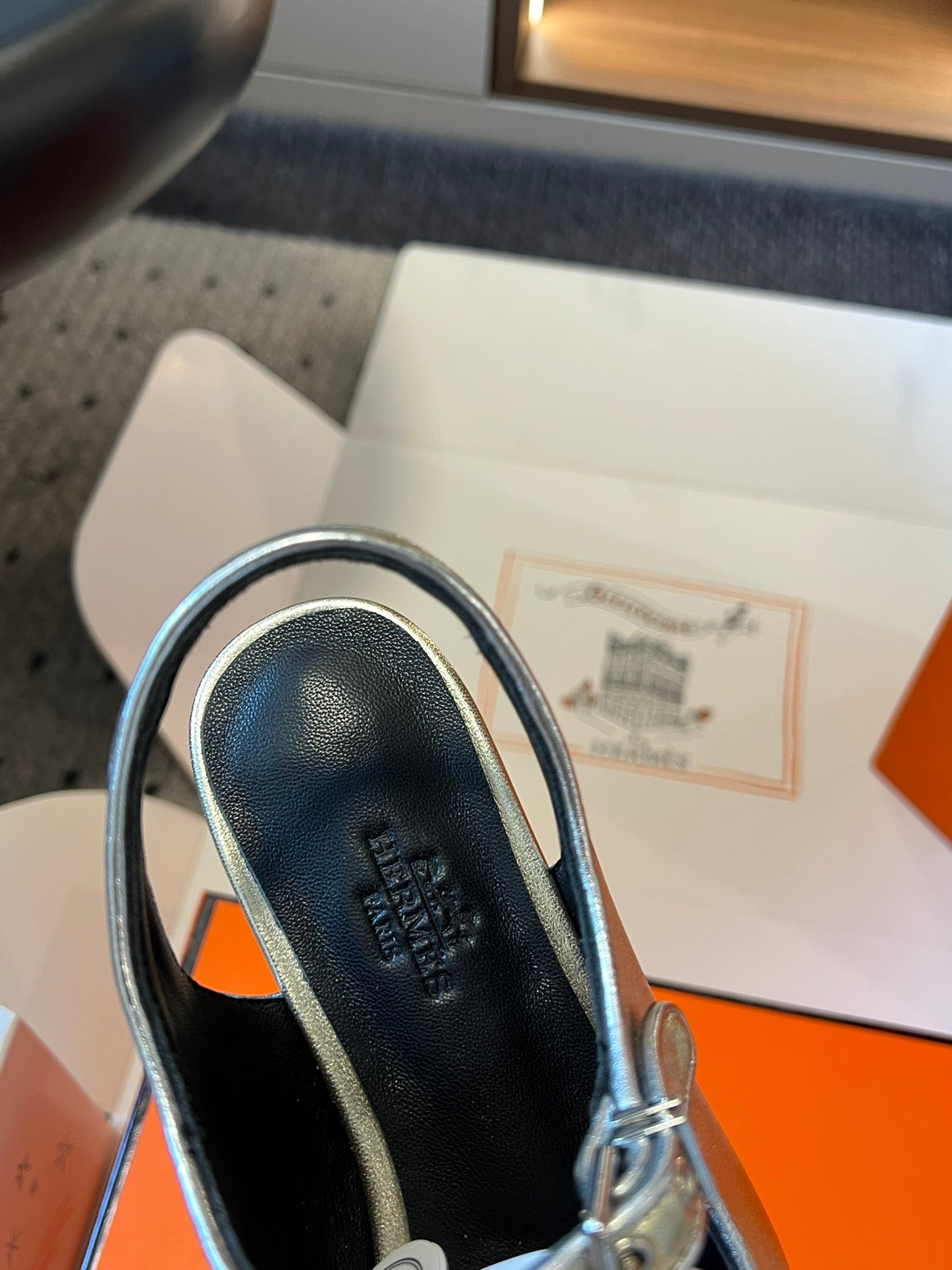 KLEO SLINGBACK IN SILVER CALFSKIN