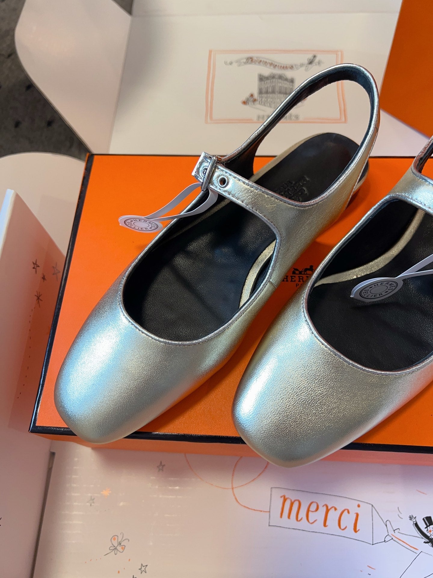 KLEO SLINGBACK IN SILVER CALFSKIN