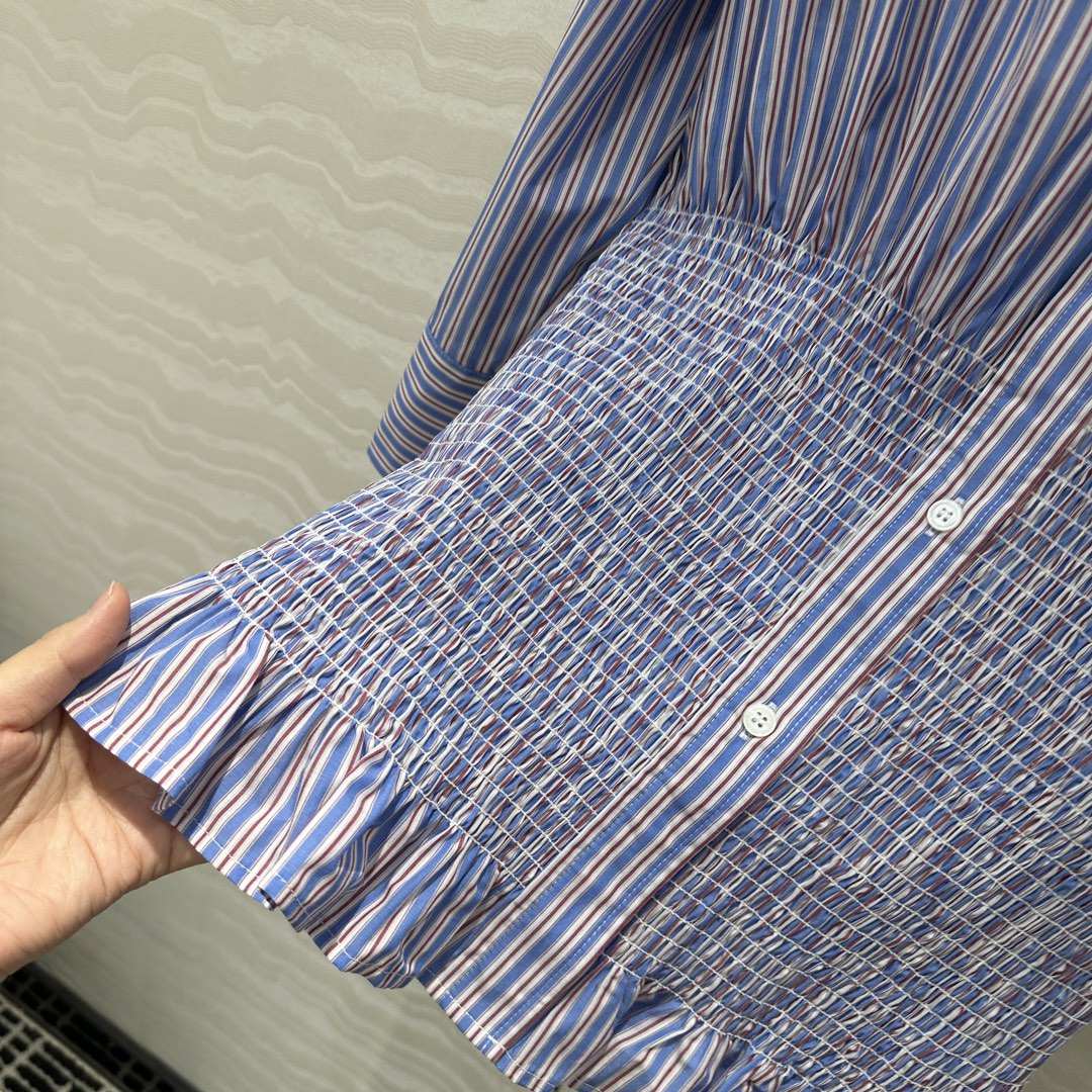 PRADA PREMIUM SHIRT DRESS WITH HIP-HUGGING DESIGN 276305