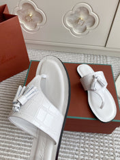 FLIP FLOPS IN WHITE LAMBSKIN SNAKE EMBOSSING