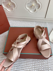 SANDALS IN LIGHT PINK SATIN