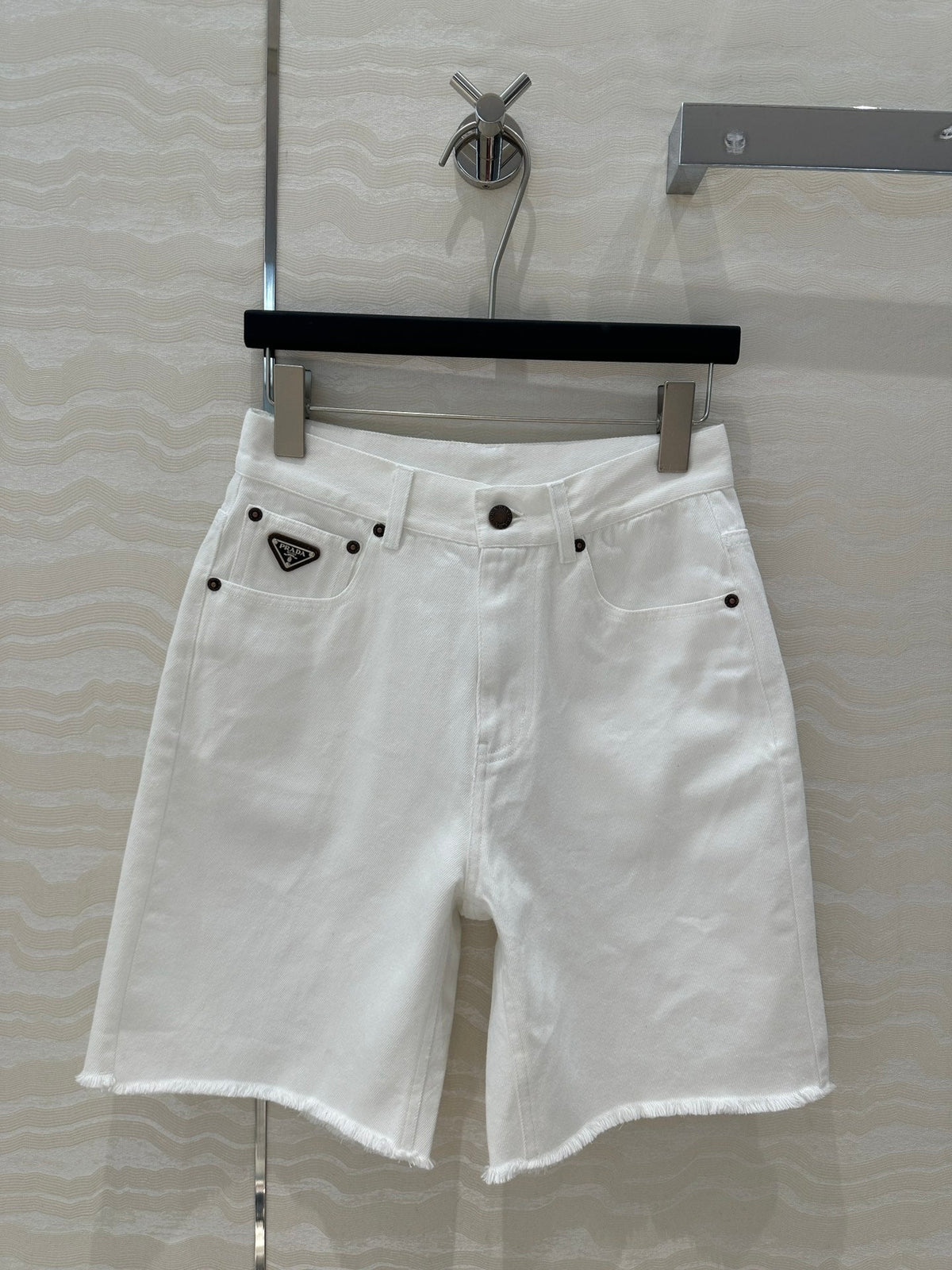 PRADA FASHION STRAIGHT-LEG DENIM SHORTS 263945