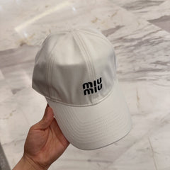MM BASEBALL CAP IN WHITE FABRIC EMBROIDERED LOGO STYLE 3